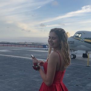 Meet your Posher, Marisa